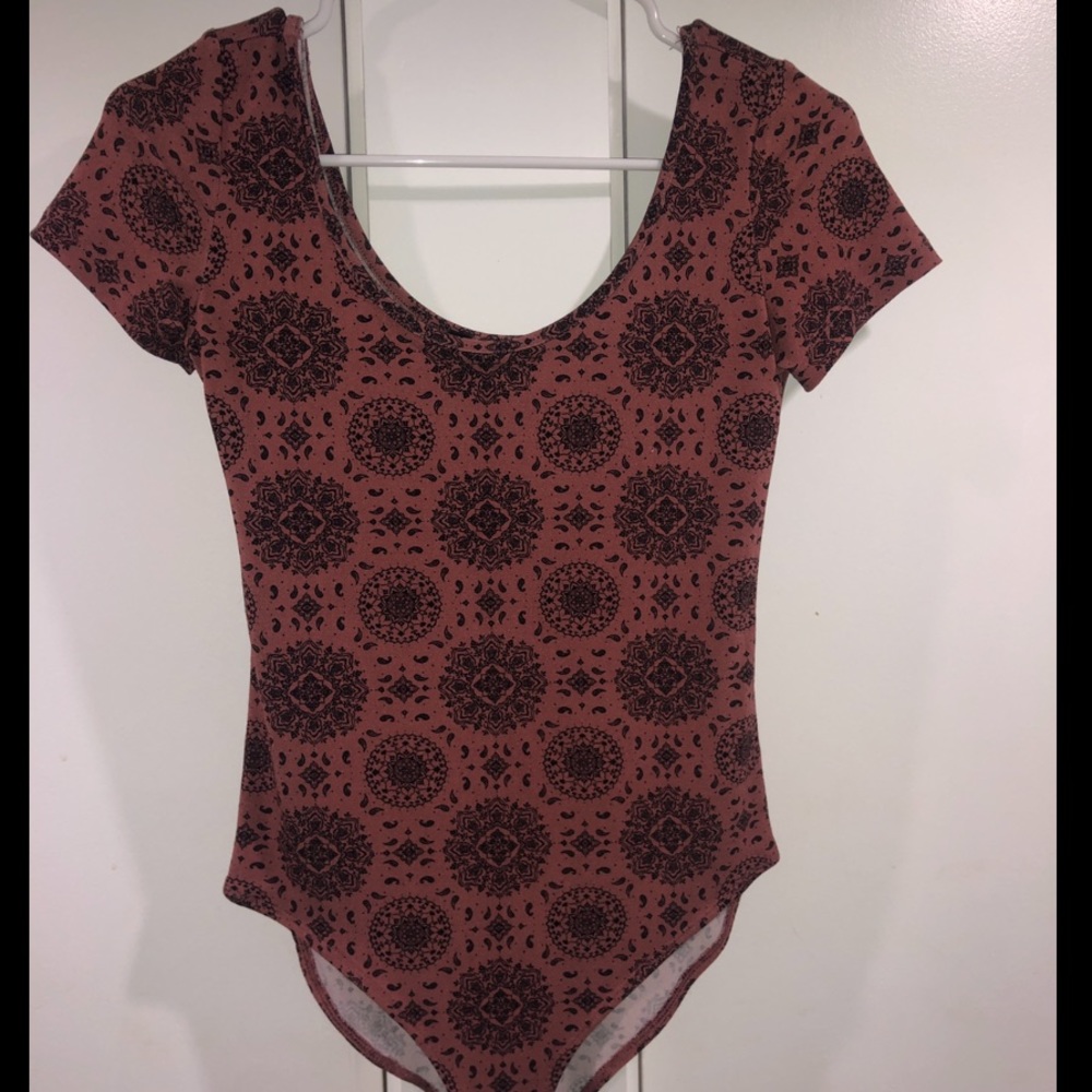 Short sleeve Bodysuit